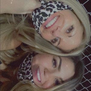 Meet your Posher, Sidney